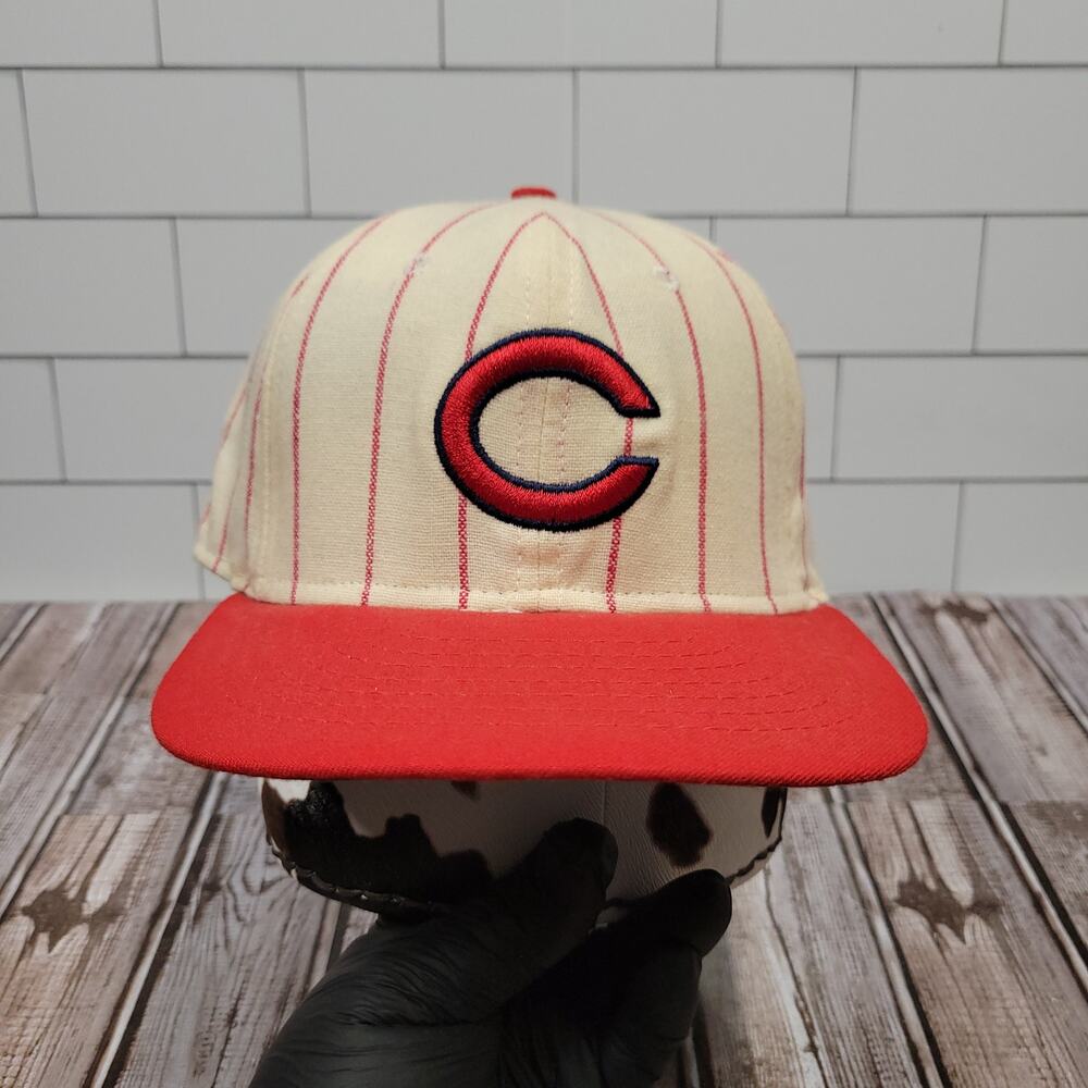 Roman Cincinnati Reds Vintage Pin Strip Made In USA Fitted Size 7 1/2 90's MLB